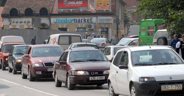 И са акцизама гориво у РС јефтиније него у региону